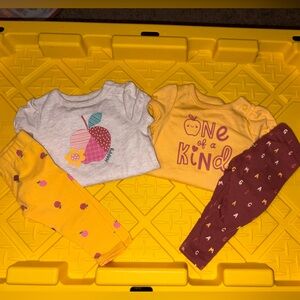 Garanimals Kids Matching Set - Gray, Yellow, Maroon